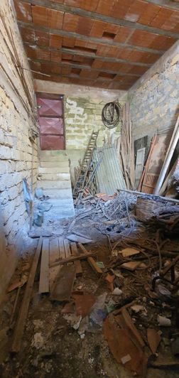 Image No.7-2 Bed House for sale