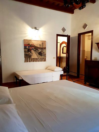 Image No.20-2 Bed House for sale