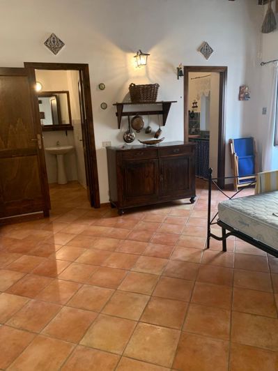 Image No.38-2 Bed House for sale