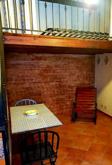 Image No.7-2 Bed House for sale