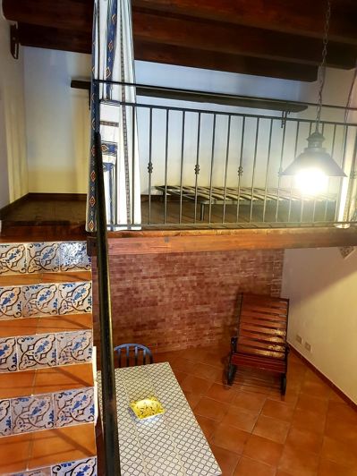 Image No.8-2 Bed House for sale