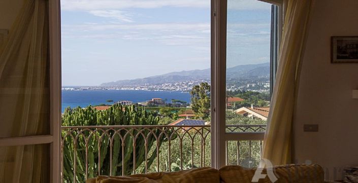 Image No.15-5 Bed Villa for sale