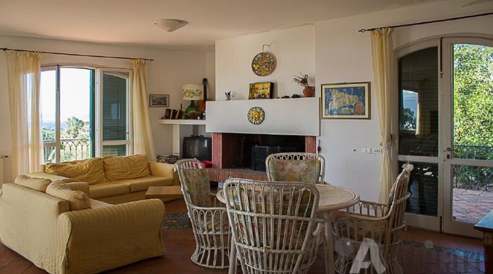 Image No.4-5 Bed Villa for sale