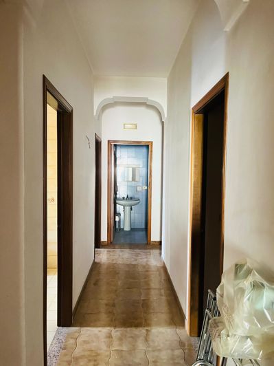 Image No.5-4 Bed Apartment for sale