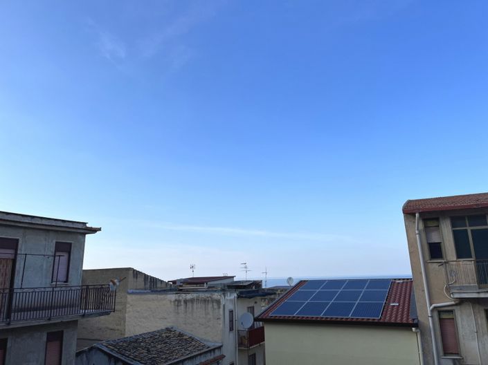 Image No.9-2 Bed House for sale