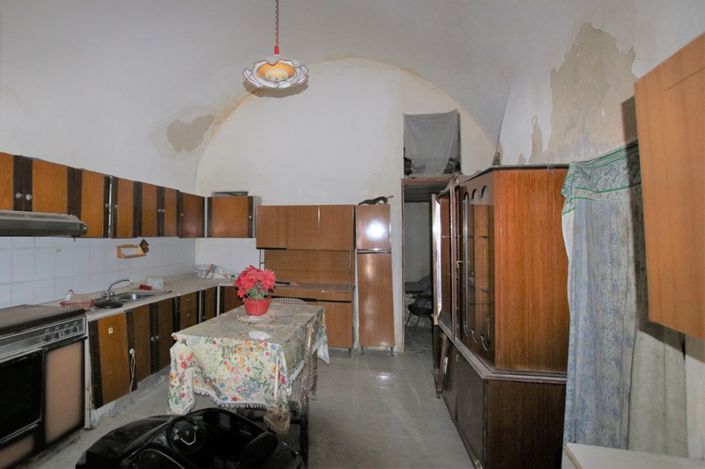 Image No.17-2 Bed House for sale