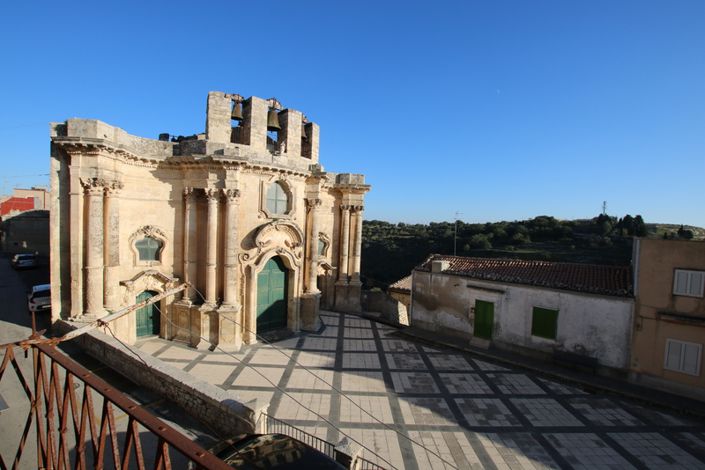 Image No.3-2 Bed House for sale