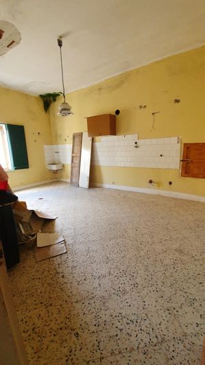 Image No.23-2 Bed House for sale