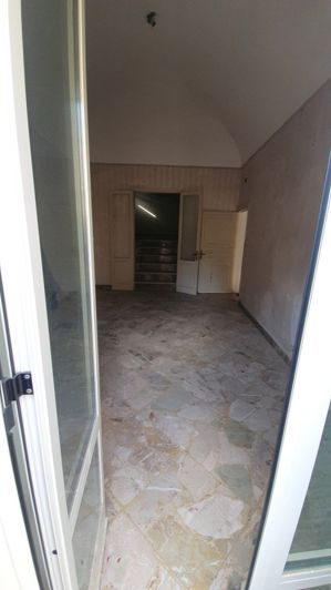 Image No.9-2 Bed House for sale