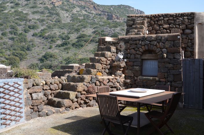 Image No.19-2 Bed Villa for sale