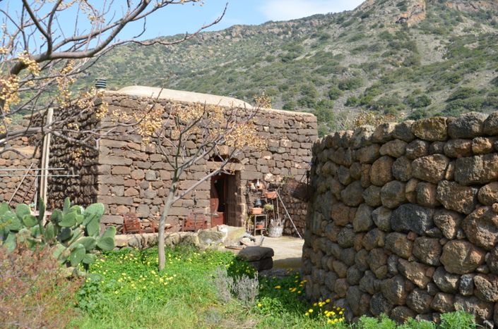 Image No.38-2 Bed Villa for sale