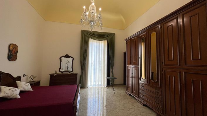 Image No.34-3 Bed House for sale