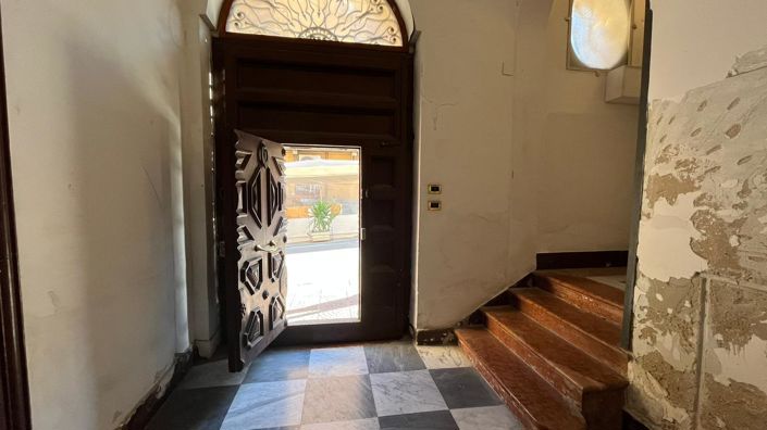 Image No.37-3 Bed House for sale