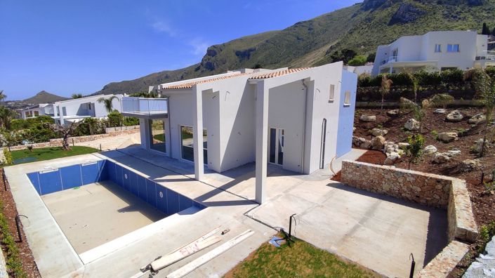 Image No.22-4 Bed Villa for sale