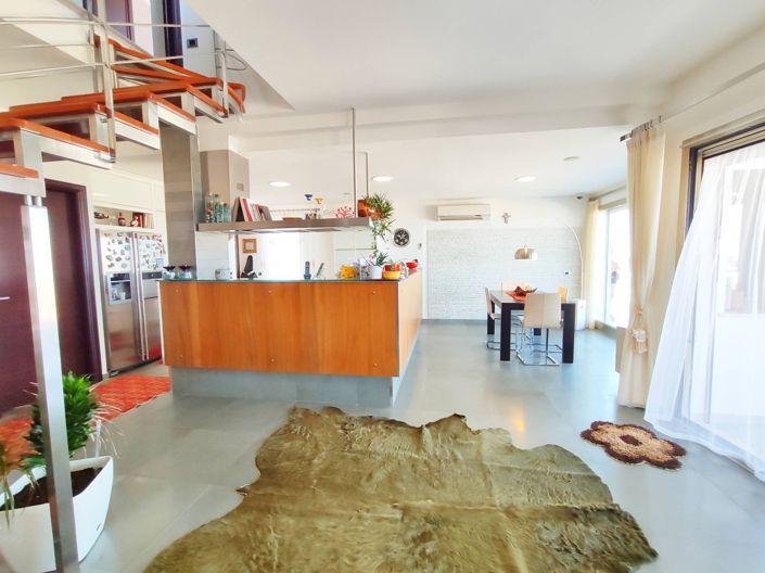 Image No.25-2 Bed Villa for sale