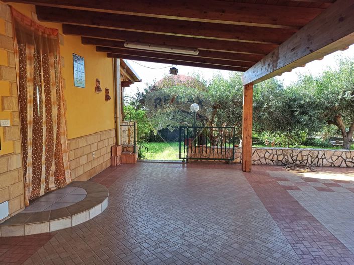 Image No.4-4 Bed Villa for sale