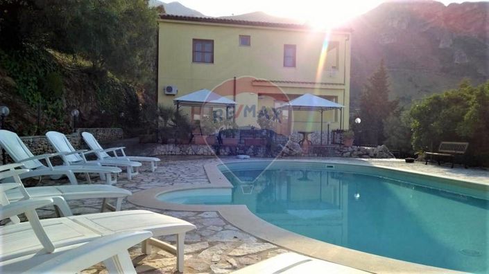 Image No.14-16 Bed Apartment for sale