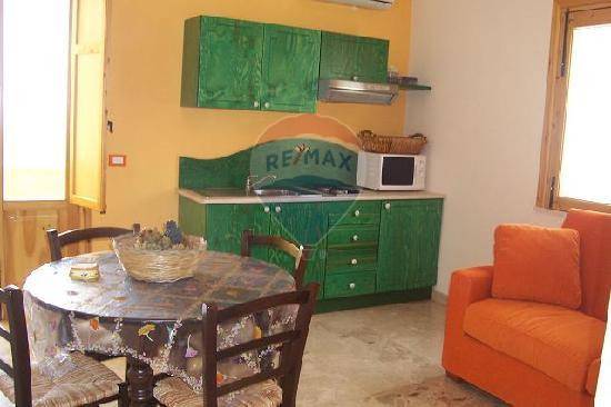 Image No.8-16 Bed Apartment for sale