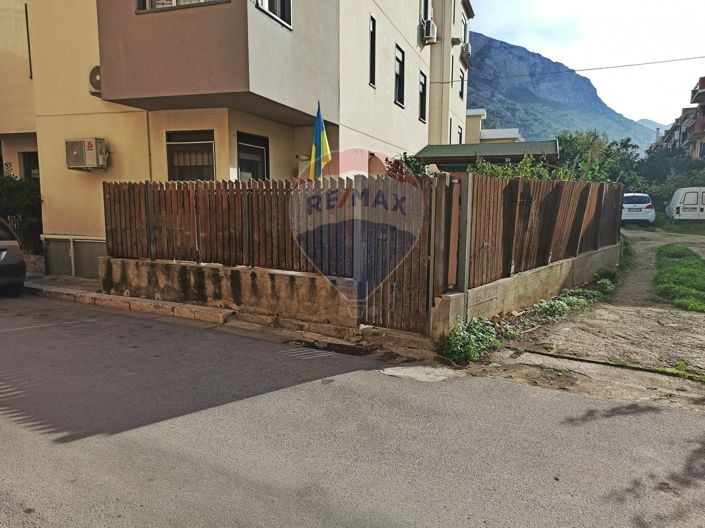 Image No.35-2 Bed Apartment for sale