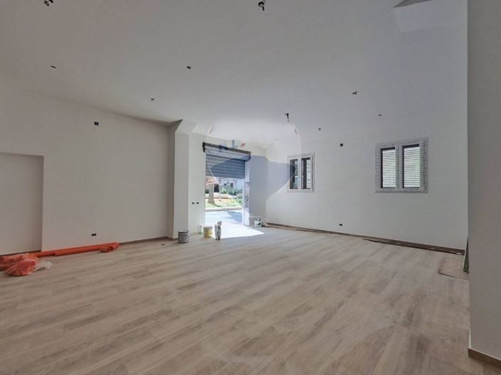 Image No.19-25 Bed Apartment for sale