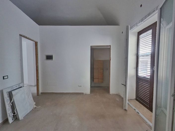 Image No.22-25 Bed Apartment for sale