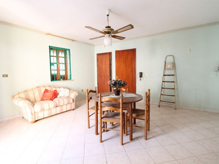 Image No.21-2 Bed Apartment for sale