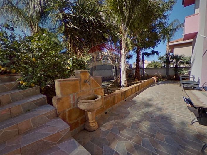 Image No.29-3 Bed Villa for sale