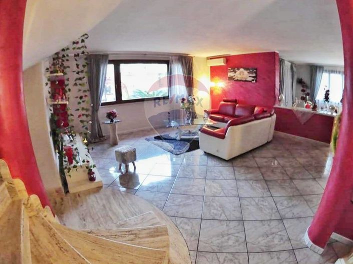 Image No.5-3 Bed Villa for sale