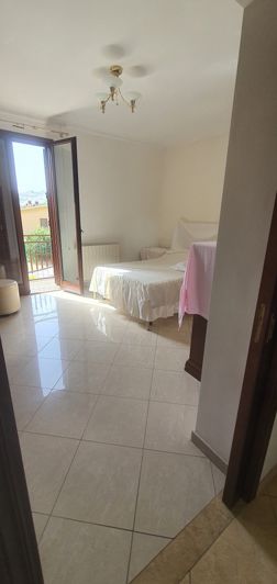 Image No.26-6 Bed House for sale