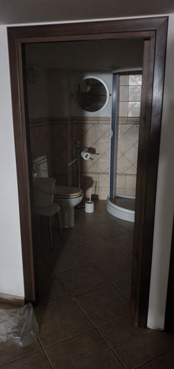 Image No.33-6 Bed House for sale