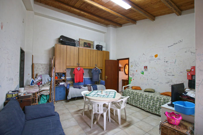 Image No.19-8 Bed House for sale