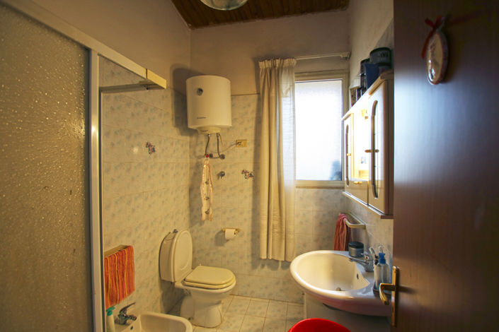 Image No.23-8 Bed House for sale