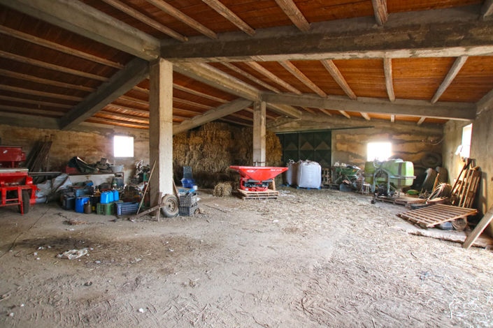 Image No.32-8 Bed House for sale