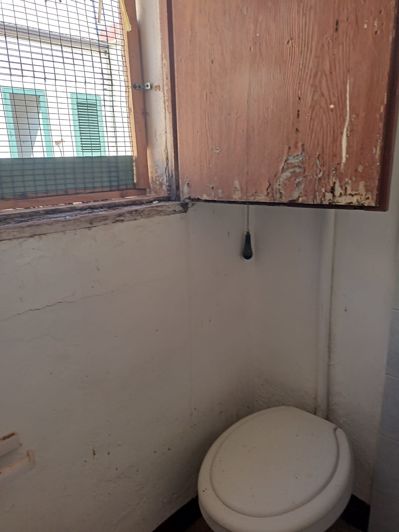 Image No.15-2 Bed House for sale