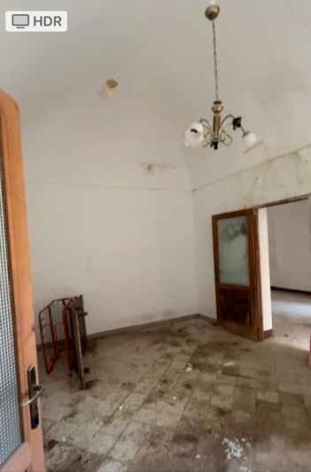 Image No.5-2 Bed House for sale