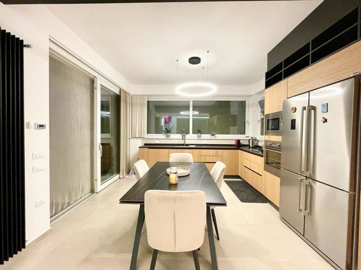 Image No.27-2 Bed Villa for sale