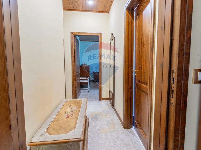 Image No.22-4 Bed Villa for sale