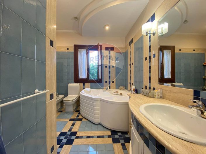 Image No.27-4 Bed Villa for sale