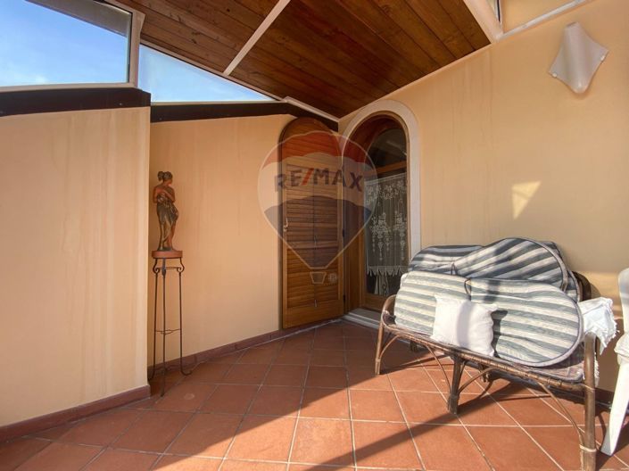 Image No.30-4 Bed Villa for sale