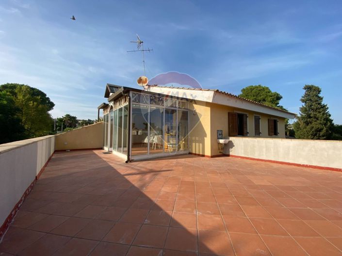 Image No.31-4 Bed Villa for sale