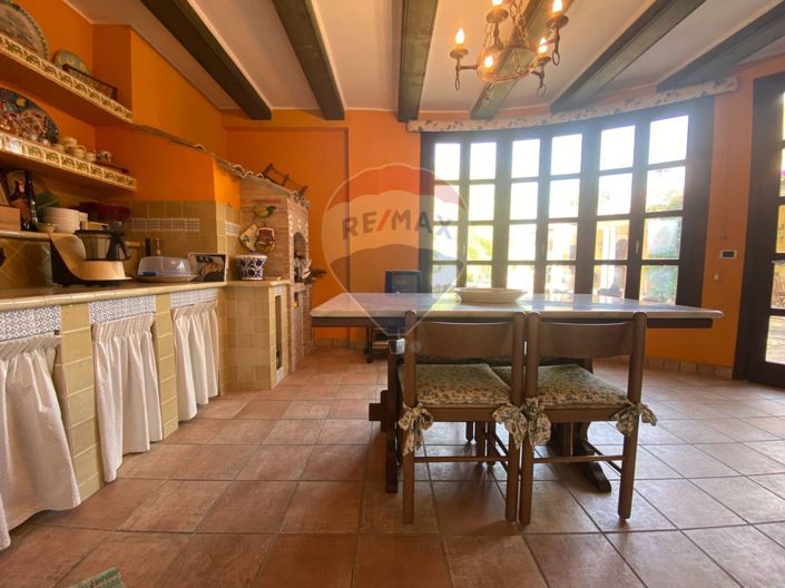 Image No.45-4 Bed Villa for sale