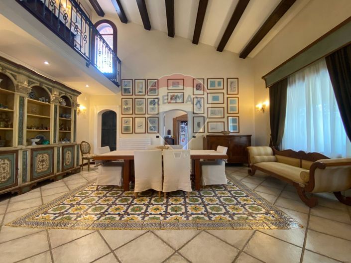 Image No.6-4 Bed Villa for sale