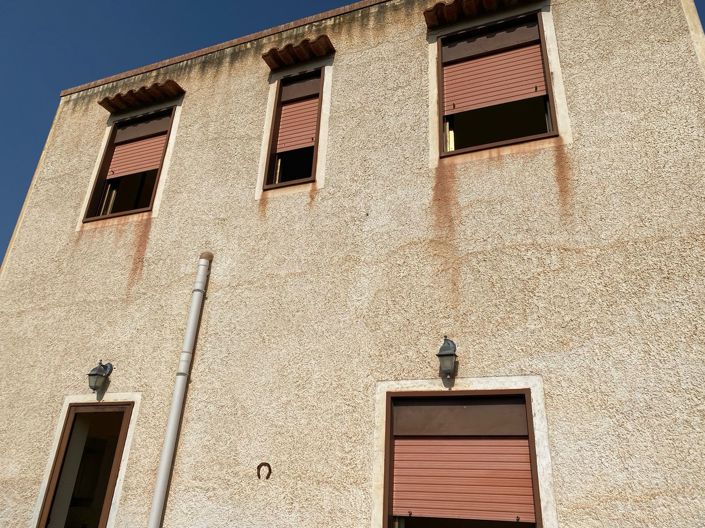 Image No.12-2 Bed House for sale