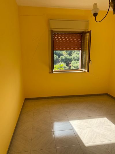 Image No.4-2 Bed House for sale