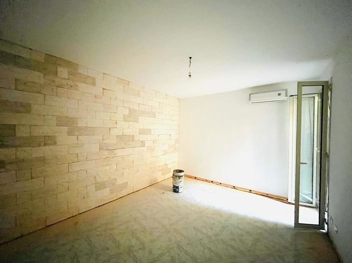 Image No.14-3 Bed Apartment for sale