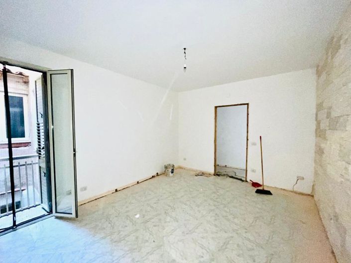 Image No.17-3 Bed Apartment for sale