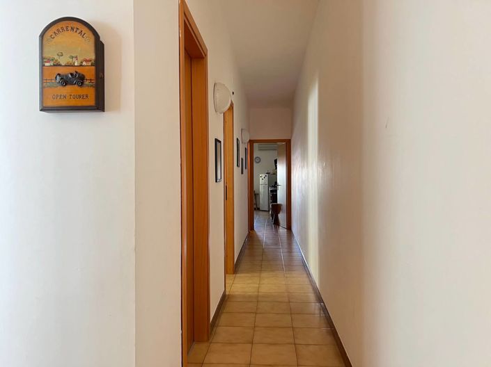 Image No.11-3 Bed Apartment for sale