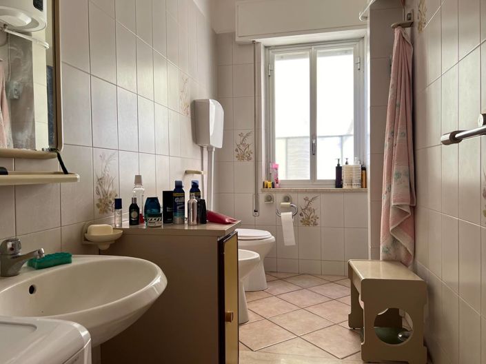 Image No.15-3 Bed Apartment for sale