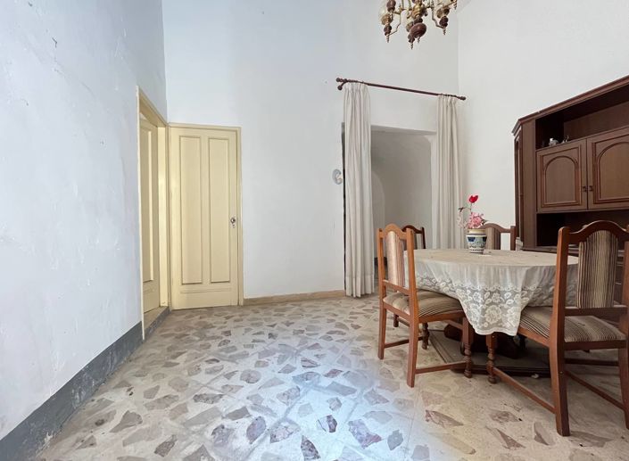 Image No.3-2 Bed House for sale