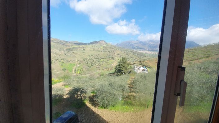 Image No.25-2 Bed Apartment for sale